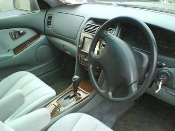 2002 Mitsubishi Diamante Images