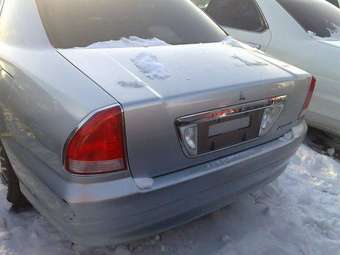 2003 Mitsubishi Diamante Photos