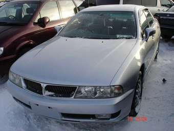 2003 Mitsubishi Diamante Pics