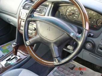 2003 Mitsubishi Diamante Pictures