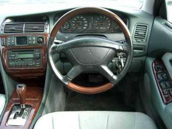 2003 Mitsubishi Diamante Pictures