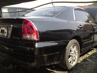 2003 Mitsubishi Diamante Photos