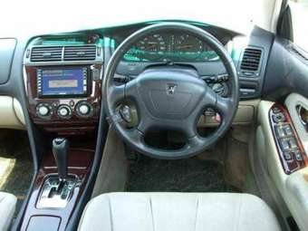 2005 Mitsubishi Diamante Pictures