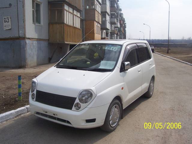 1999 Mitsubishi Dingo
