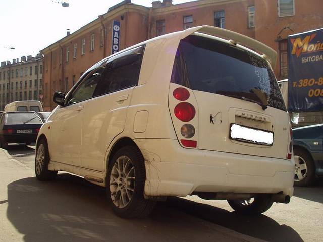 1999 Mitsubishi Dingo
