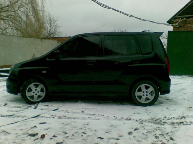 1999 Mitsubishi Dingo