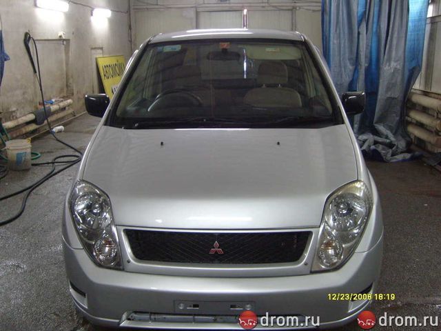1999 Mitsubishi Dingo