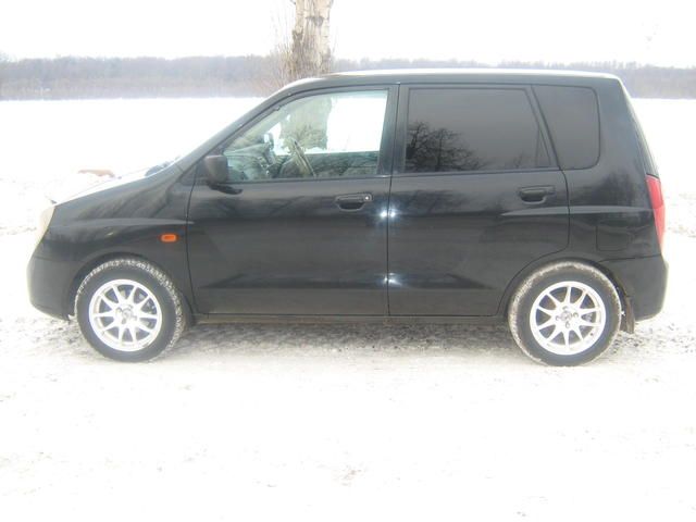 1999 Mitsubishi Dingo