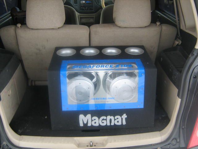 1999 Mitsubishi Dingo