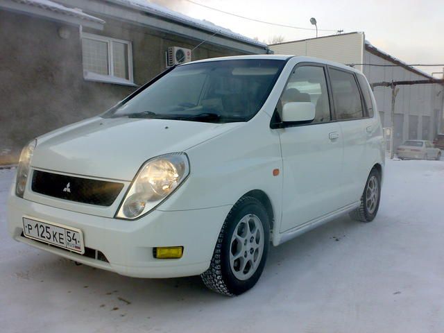 1999 Mitsubishi Dingo