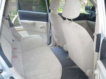 1999 Mitsubishi Dingo Photos