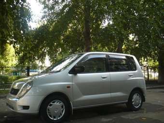 1999 Mitsubishi Dingo Images