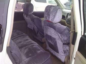 1999 Mitsubishi Dingo Photos