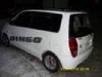 1999 Mitsubishi Dingo Pictures