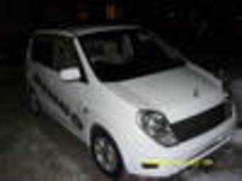 1999 Mitsubishi Dingo Photos