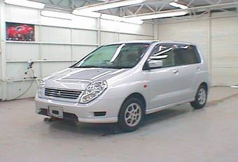 2000 Mitsubishi Dingo