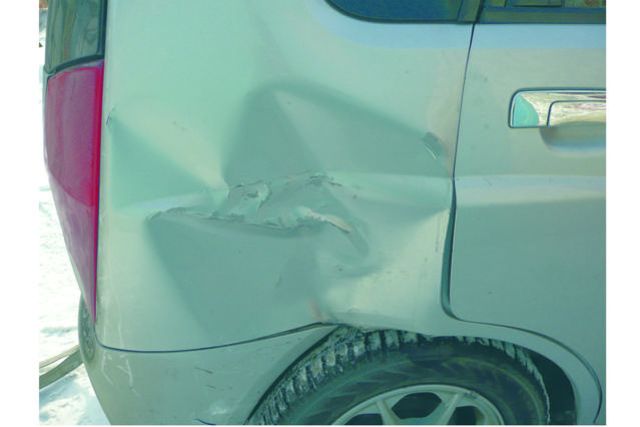 2000 Mitsubishi Dingo