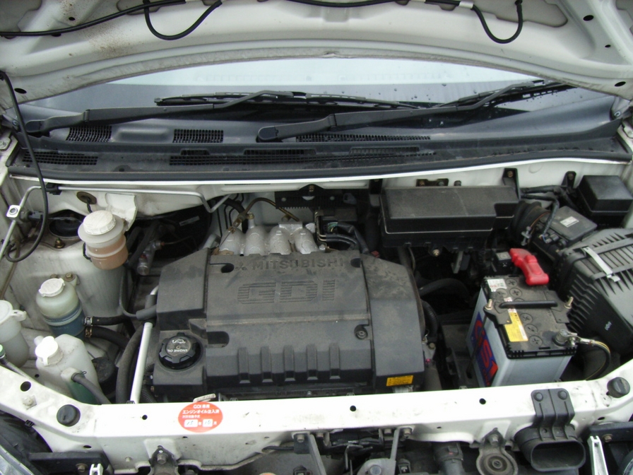 2000 Mitsubishi Dingo For Sale
