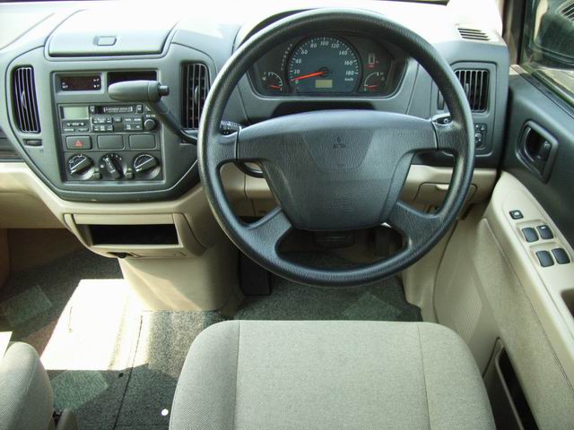 2000 Mitsubishi Dingo For Sale