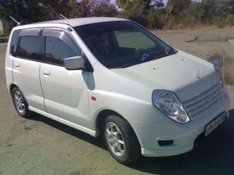 2000 Mitsubishi Dingo For Sale
