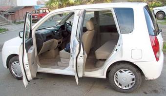 2000 Mitsubishi Dingo For Sale