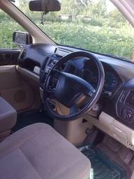 2000 Mitsubishi Dingo Pictures