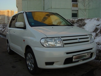 2001 Mitsubishi Dingo