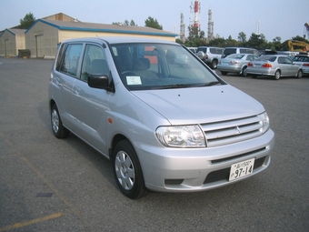 2001 Mitsubishi Dingo