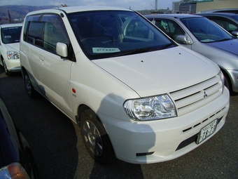 2001 Mitsubishi Dingo