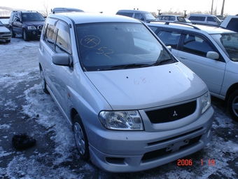 2001 Mitsubishi Dingo