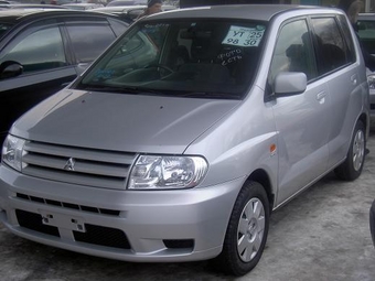 2001 Mitsubishi Dingo