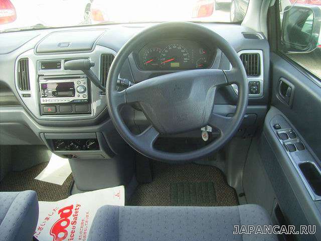 2001 Mitsubishi Dingo