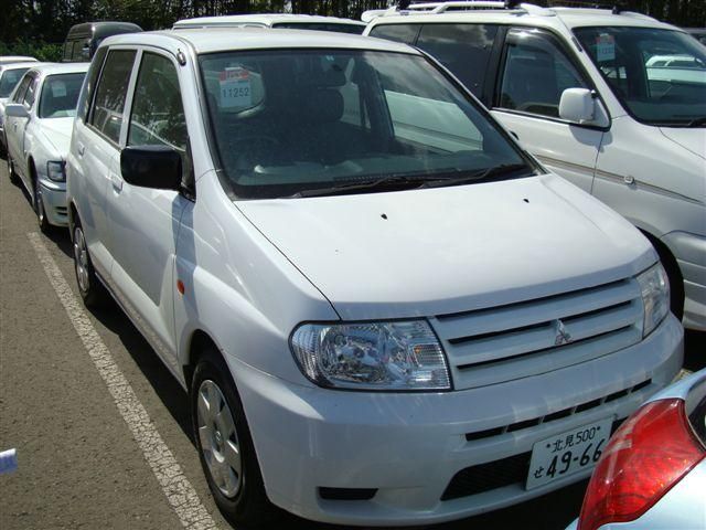 2001 Mitsubishi Dingo