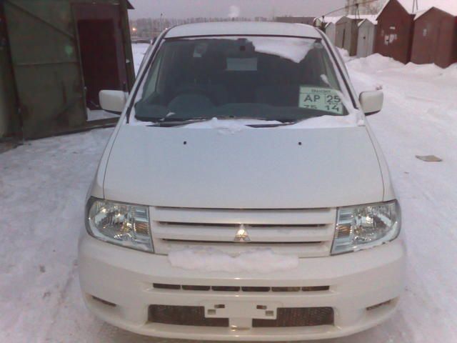 2001 Mitsubishi Dingo