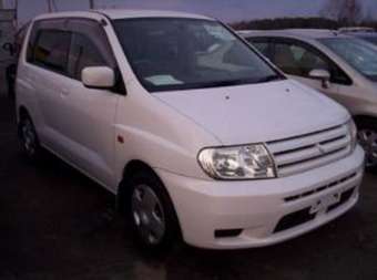 2001 Mitsubishi Dingo