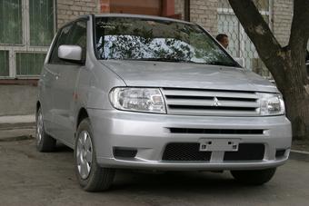 2001 Mitsubishi Dingo