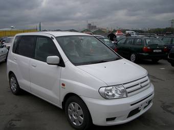 2001 Mitsubishi Dingo