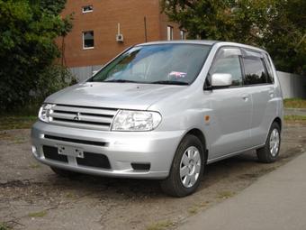 2001 Mitsubishi Dingo