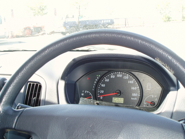 2001 Mitsubishi Dingo Pics