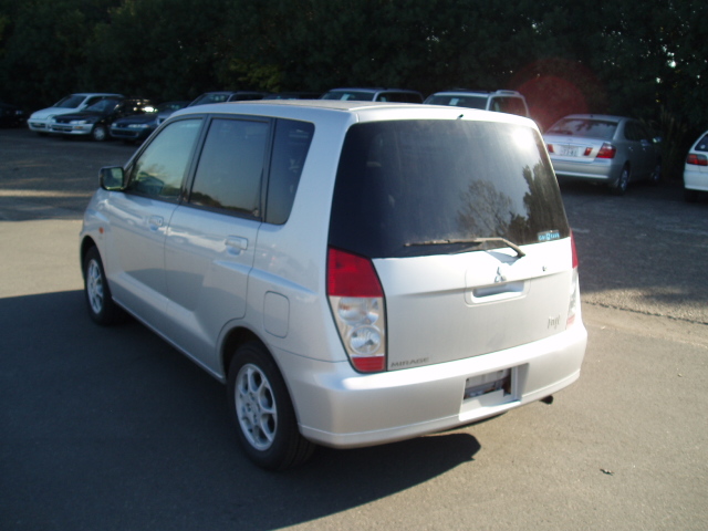 2001 Mitsubishi Dingo For Sale