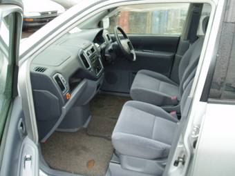 2001 Mitsubishi Dingo Pictures