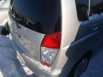 2001 Mitsubishi Dingo Images