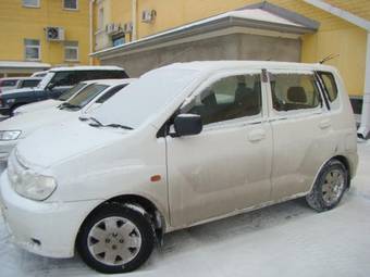 2001 Mitsubishi Dingo For Sale