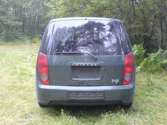2001 Mitsubishi Dingo Photos