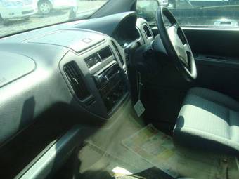2001 Mitsubishi Dingo Photos
