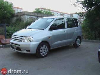2001 Mitsubishi Dingo