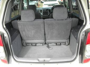 2001 Mitsubishi Dingo Photos