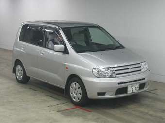 2002 Mitsubishi Dingo
