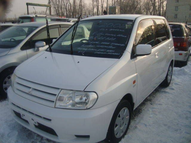 2002 Mitsubishi Dingo