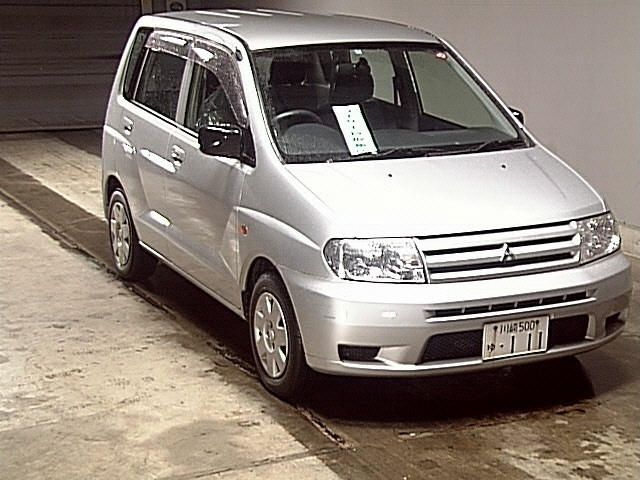 2002 Mitsubishi Dingo